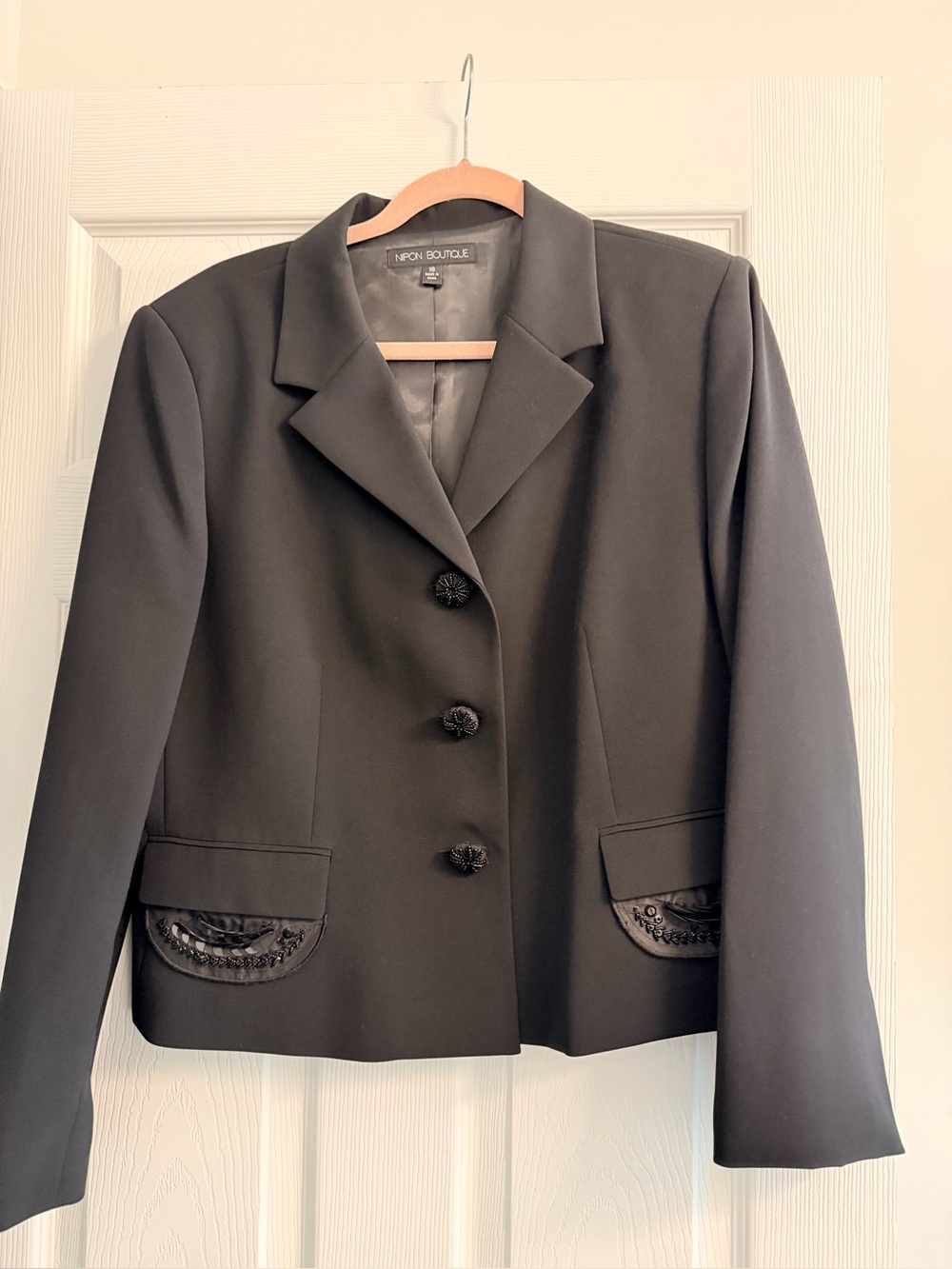 Nipon Boutique Black Women's Cropped Embellished Blazer